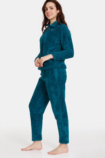 Sweet dreams night online suit velvet